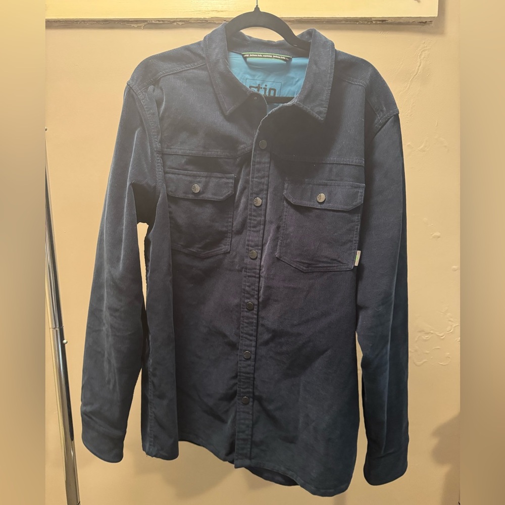 Stio Men’s Saratoga Corduroy Shirt